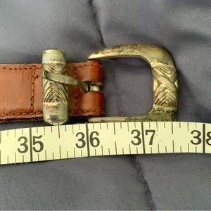 Belt, woven leather, size medium